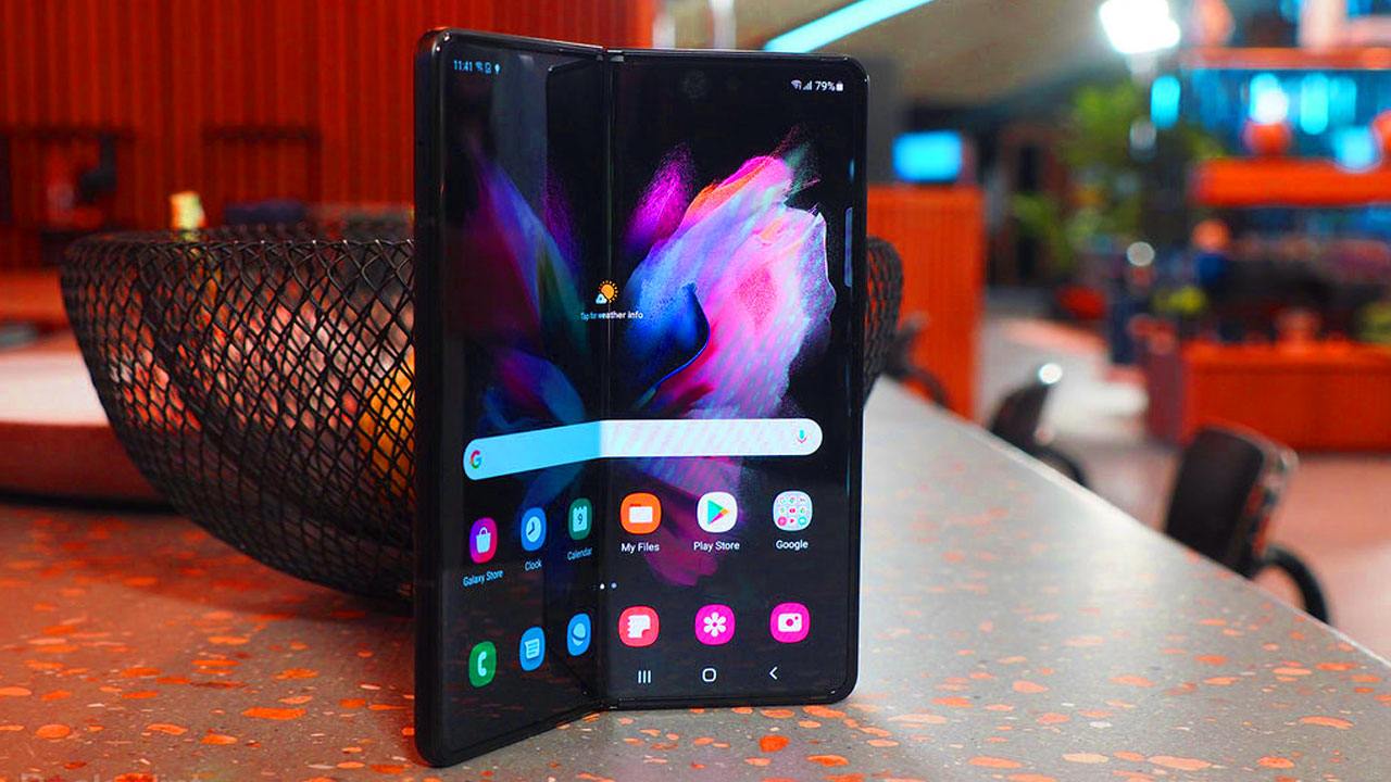 Read more about the article Samsung Galaxy Z Fold4